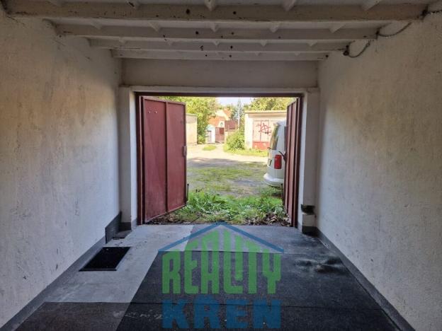 Pronájem garáže, Praha - Veleslavín, Pod Petřinami, 17 m2