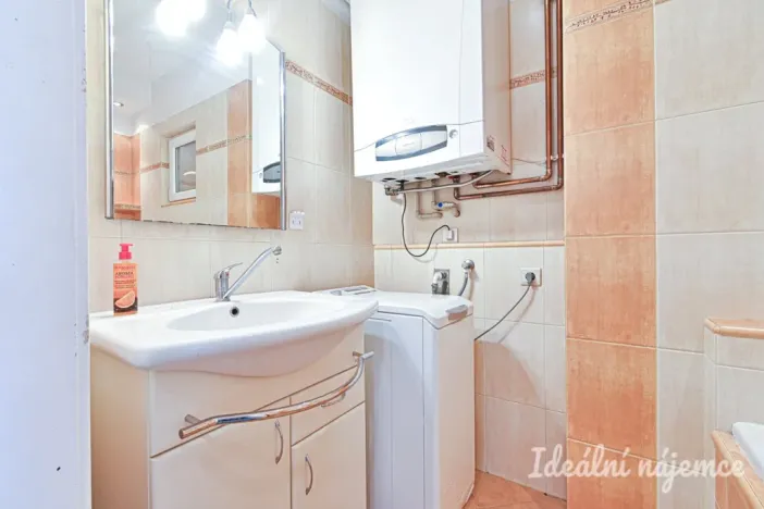 Pronájem bytu 2+kk, Brno, Havlíčkova, 41 m2
