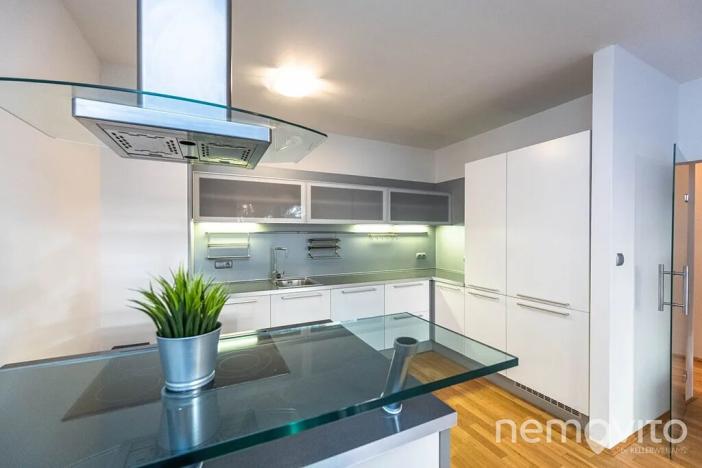 Pronájem bytu 2+kk, Praha - Hlubočepy, Wassermannova, 47 m2