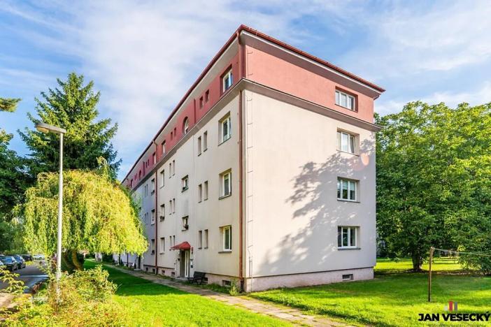 Pronájem bytu 3+1, Praha - Čakovice, U Párníků, 49 m2