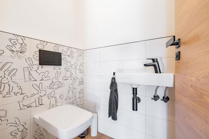 Prodej rodinného domu, Měňany, 130 m2