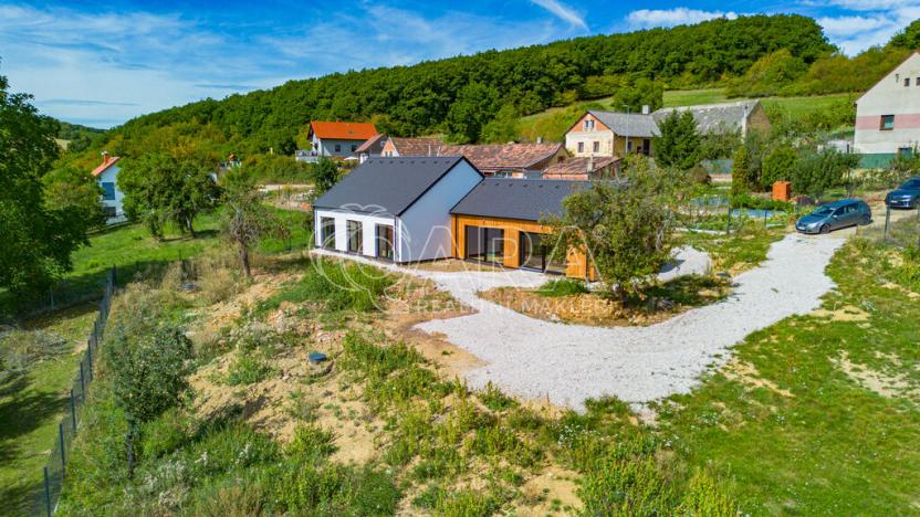 Prodej rodinného domu, Měňany, 130 m2