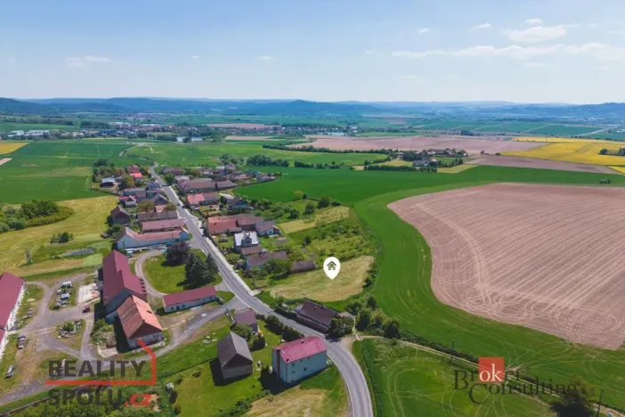 Prodej pozemku pro bydlení, Osek - Vitinka, 2037 m2