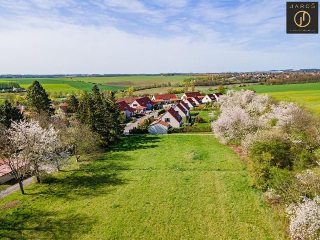 Prodej pozemku pro bydlení, Lidice, 819 m2