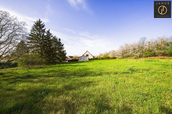 Prodej pozemku pro bydlení, Lidice, 819 m2