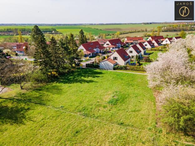 Prodej pozemku pro bydlení, Lidice, 819 m2
