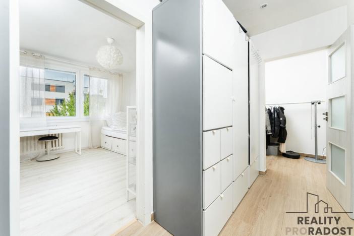 Prodej bytu 3+kk, Praha, Slévačská, 59 m2