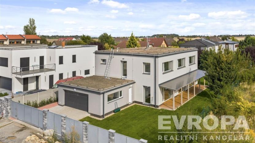 Prodej rodinného domu, Líbeznice, 320 m2