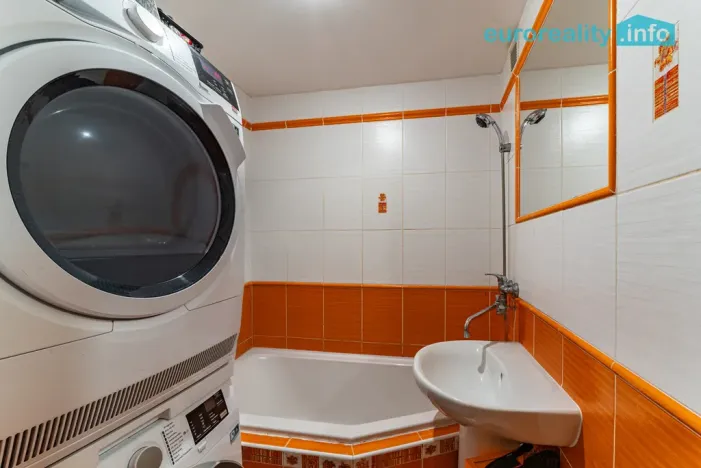 Prodej bytu 2+1, Mariánské Lázně, Podhorská, 68 m2