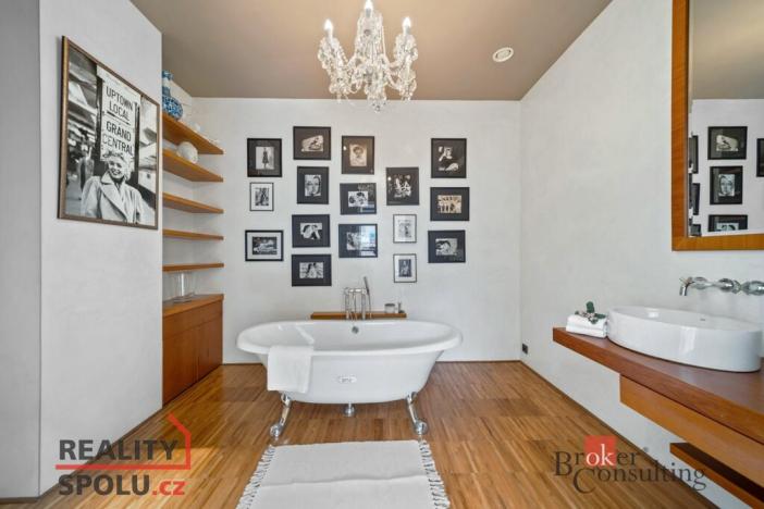 Prodej bytu 3+kk, Praha - Smíchov, Křížová, 221 m2