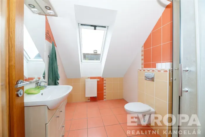 Prodej rodinného domu, Solnice, Nad Farou, 303 m2