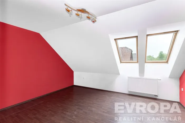 Prodej ubytování, Solnice, Nad Farou, 303 m2