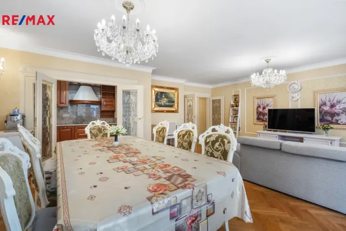 Prodej bytu 3+kk, Karlovy Vary, Pod Jelením skokem, 105 m2