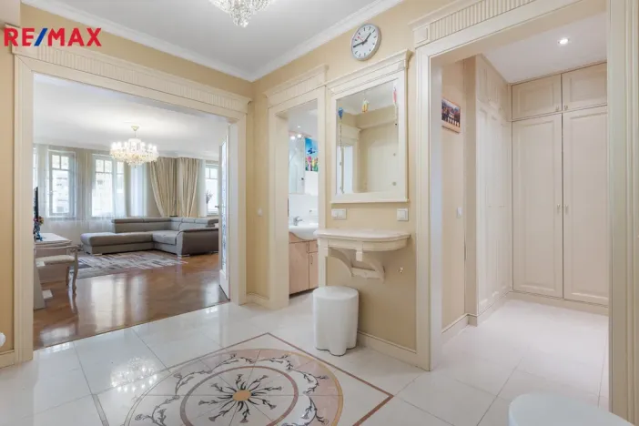 Prodej bytu 3+kk, Karlovy Vary, Pod Jelením skokem, 105 m2