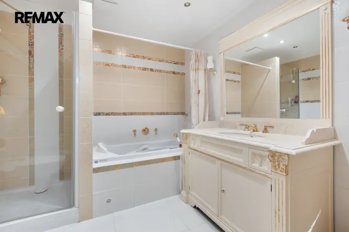 Prodej bytu 3+kk, Karlovy Vary, Pod Jelením skokem, 105 m2
