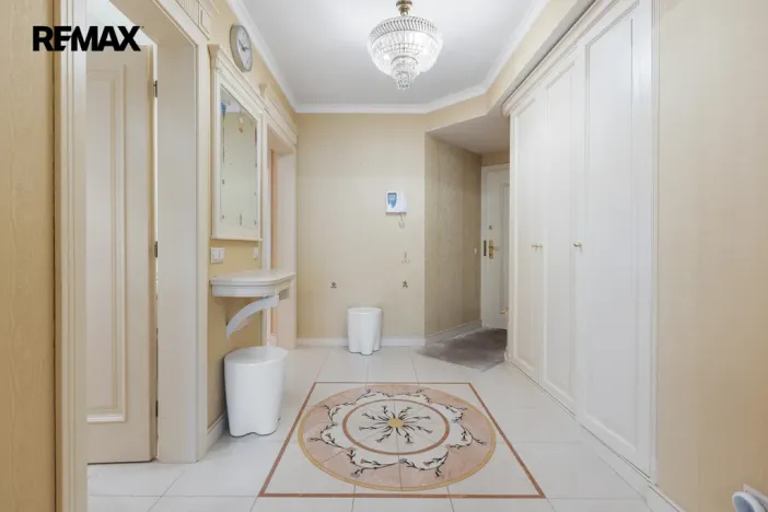 Prodej bytu 3+kk, Karlovy Vary, Pod Jelením skokem, 105 m2