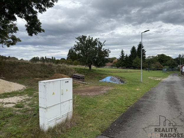 Prodej zahrady, Nestrašovice, 810 m2