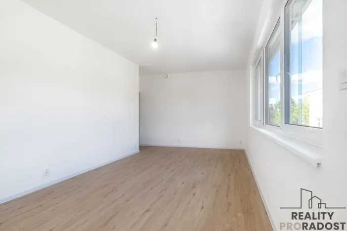 Prodej bytu 4+kk, Ostopovice, B. Němcové, 170 m2