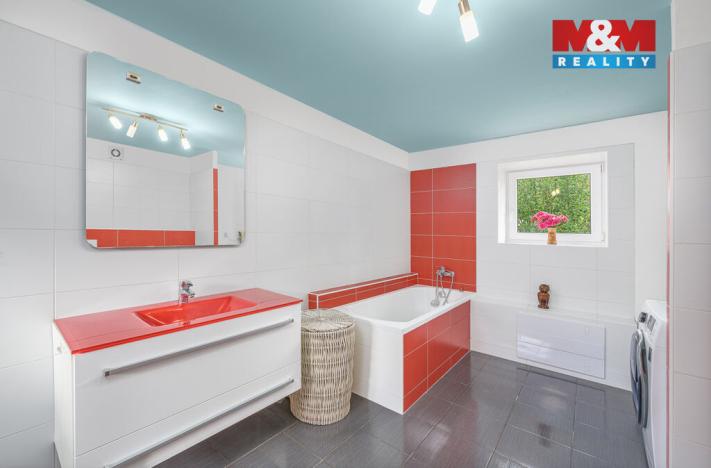 Prodej rodinného domu, Kladruby nad Labem - Kolesa, 200 m2