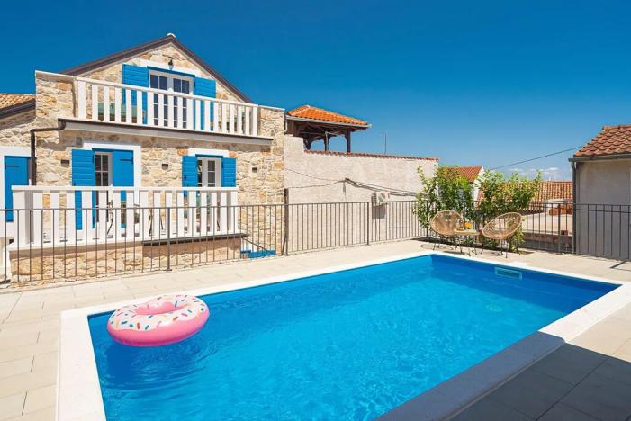 Prodej rodinného domu, Tribunj, Chorvatsko, 137 m2