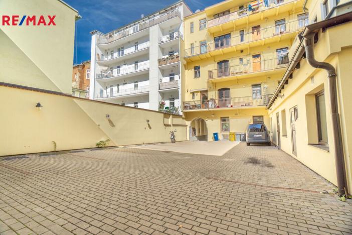 Prodej bytu 4+1, Praha - Žižkov, Vlkova, 80 m2