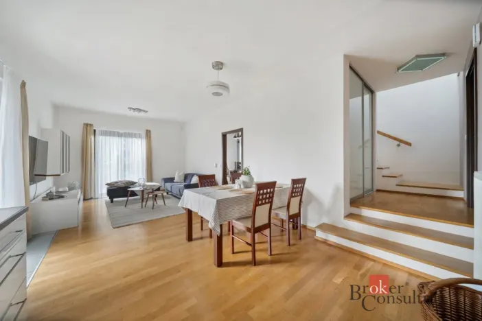 Prodej rodinného domu, Lidice, Starosty Hejmy, 154 m2