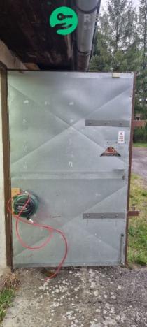 Prodej garáže, Nová Role, Chodovská, 44 m2