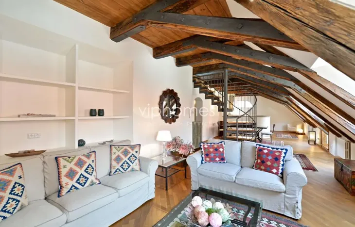 Pronájem bytu 4+1, Praha - Malá Strana, Vlašská, 221 m2