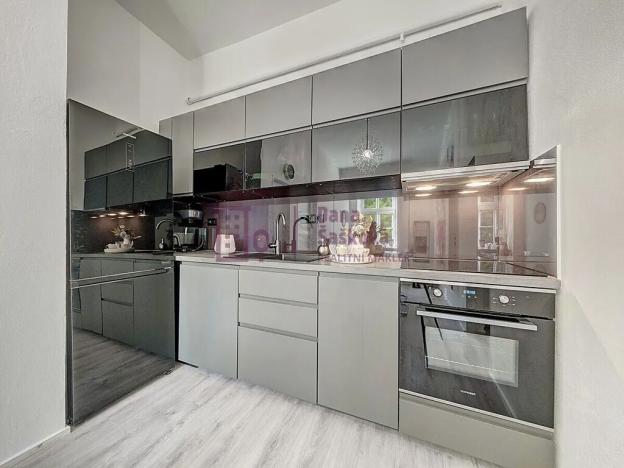 Prodej bytu 1+1, Jindřichův Hradec, Třebického, 63 m2