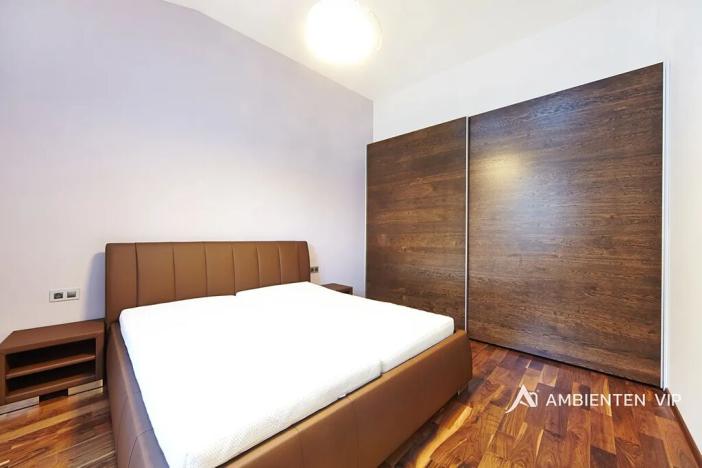 Pronájem bytu 2+kk, Brno, Jakubská, 78 m2