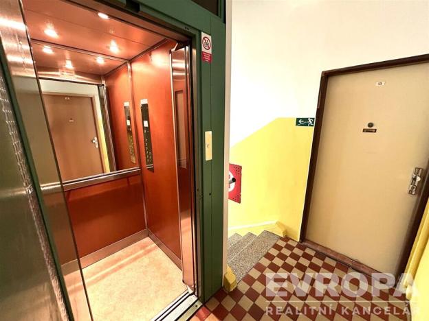 Prodej bytu 1+1, Plzeň - Východní Předměstí, náměstí Generála Píky, 48 m2