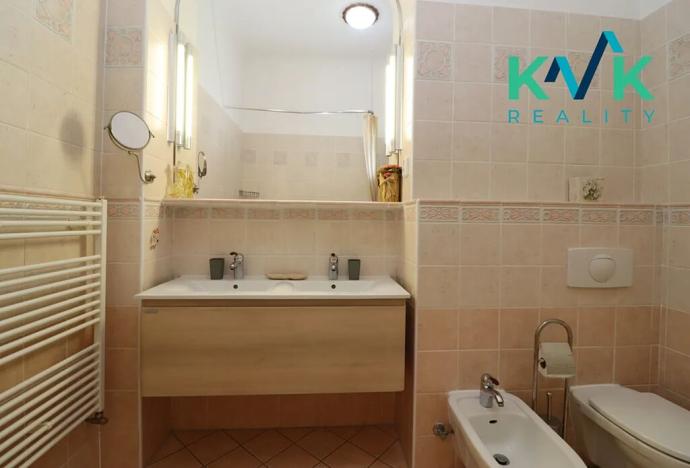 Prodej bytu 3+1, Karlovy Vary, Zahradní, 123 m2