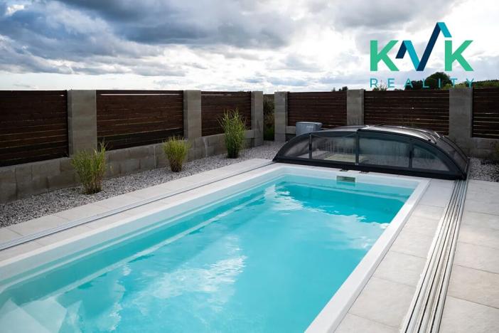 Prodej rodinného domu, Hájek, 228 m2