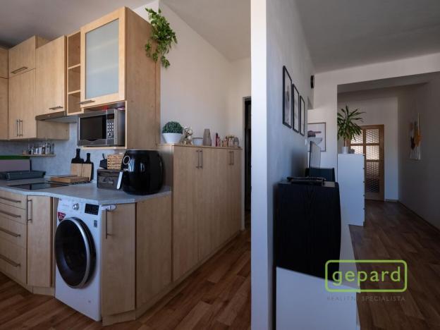 Prodej bytu 3+1, Přerov, Žerotínovo nám., 70 m2