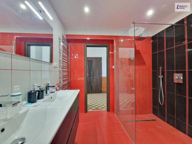 Prodej rodinného domu, Zduchovice, 225 m2