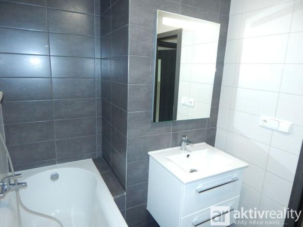 Prodej bytu 2+1, Ústí nad Labem - Severní Terasa, Kmochova, 60 m2