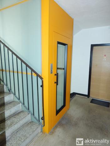 Prodej bytu 2+1, Ústí nad Labem - Severní Terasa, Kmochova, 60 m2