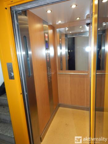 Prodej bytu 2+1, Ústí nad Labem - Severní Terasa, Kmochova, 60 m2