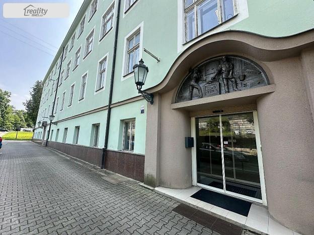 Pronájem kanceláře, Blansko, Gellhornova, 541 m2