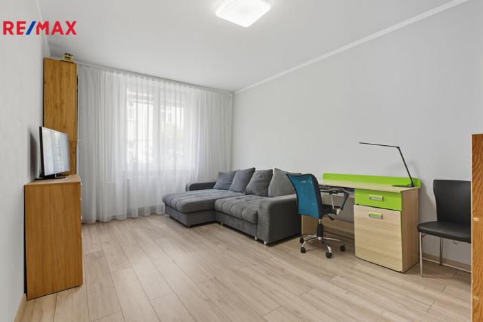 Prodej bytu 2+1, Karlovy Vary, K. Čapka, 57 m2