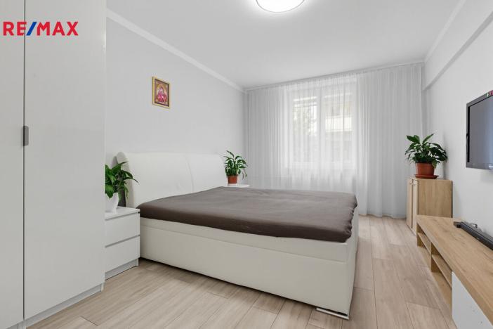 Prodej bytu 2+1, Karlovy Vary, K. Čapka, 57 m2