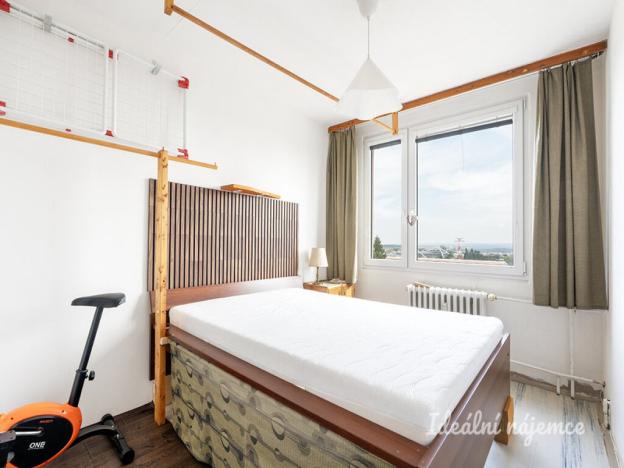 Pronájem bytu 2+kk, Praha - Prosek, Zárybská, 40 m2