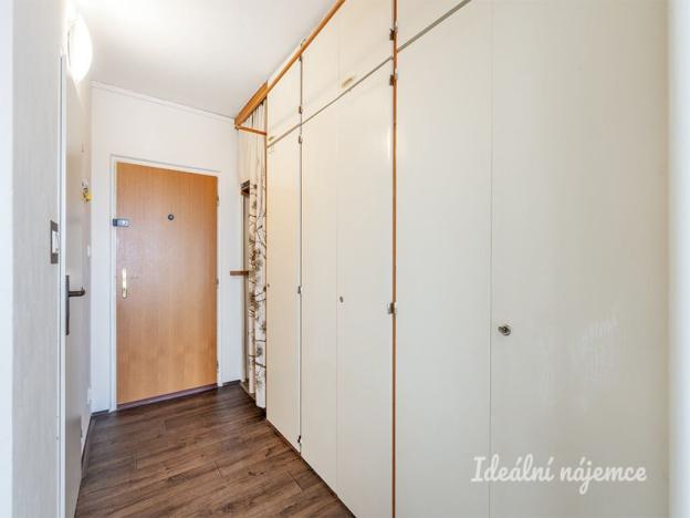 Pronájem bytu 2+kk, Praha - Prosek, Zárybská, 40 m2