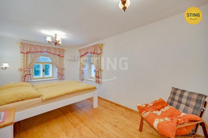 Prodej rodinného domu, Stará Ves, Dlouhá, 220 m2