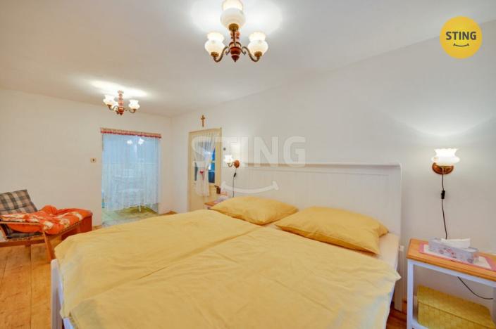 Prodej rodinného domu, Stará Ves, Dlouhá, 220 m2