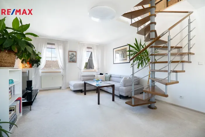 Prodej bytu 4+kk, Nový Vestec, Hlavní, 110 m2