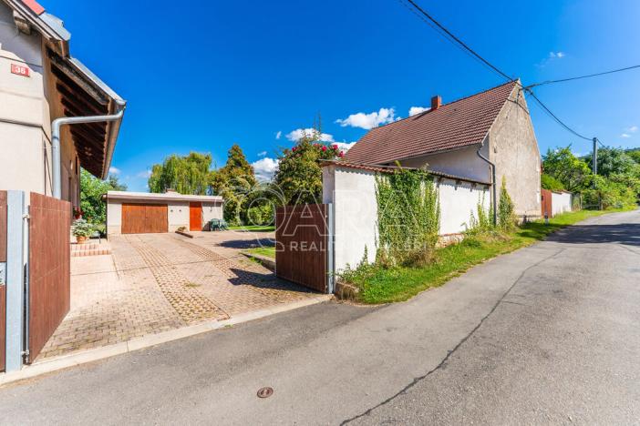 Prodej rodinného domu, Velký Chlumec, 180 m2