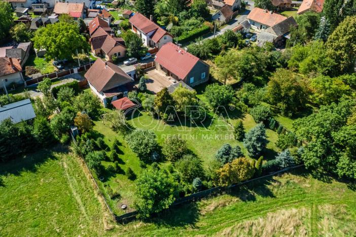 Prodej rodinného domu, Velký Chlumec, 180 m2