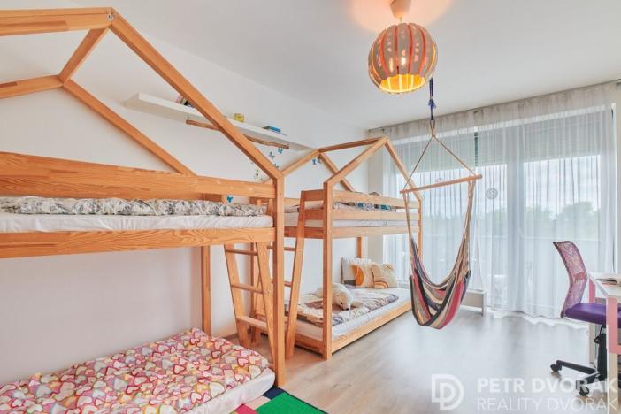 Prodej bytu 4+kk, Praha - Řepy, Kutrovická, 119 m2