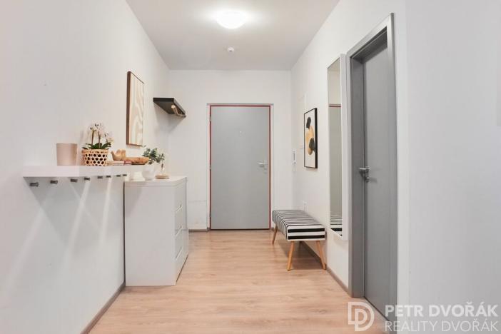 Prodej bytu 4+kk, Praha - Řepy, Kutrovická, 119 m2